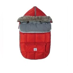 7 A.M. Enfant Le Sac Igloo stroller footmuff in red with a faux fur trim hood